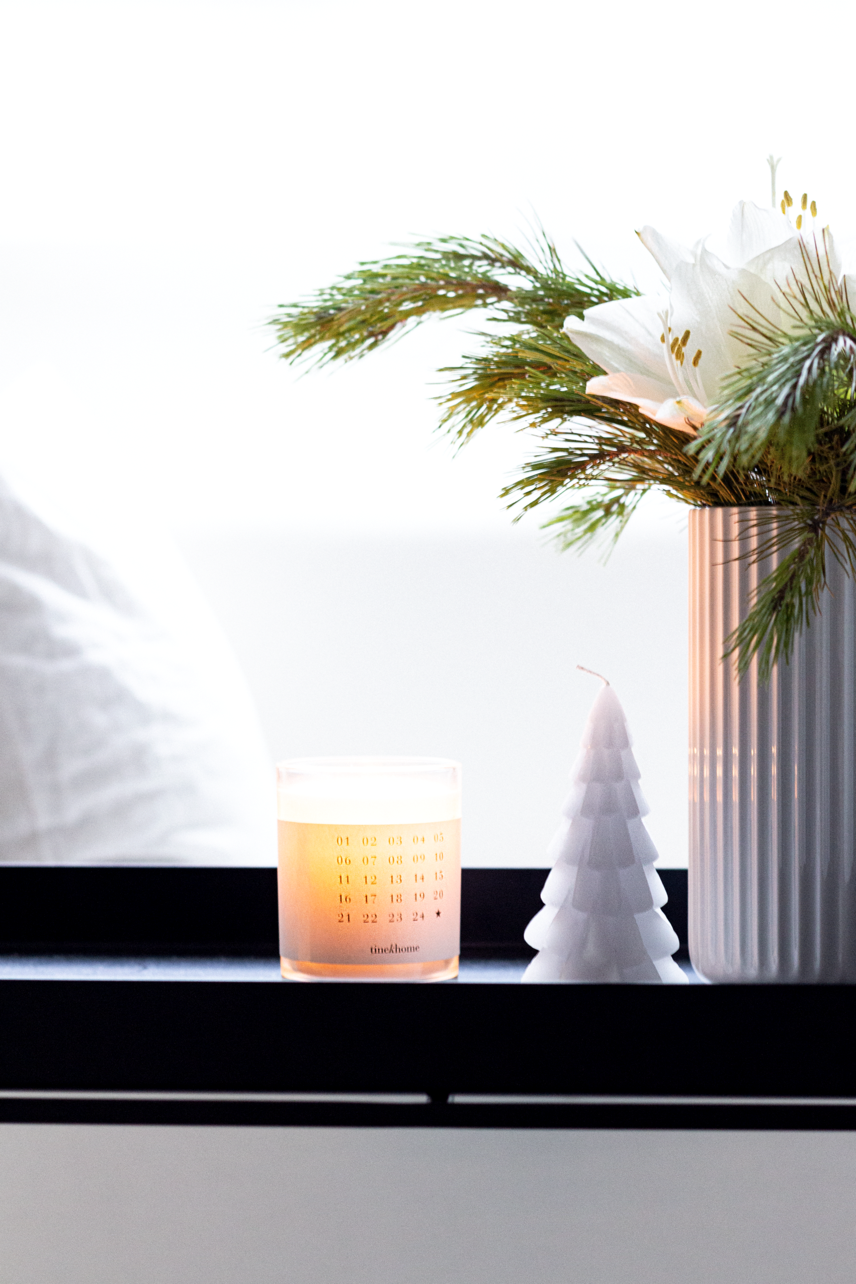 Interior | Diesjährige Weihnachtsdeko mit Leinwandbildern von Posterlounge | www.scandiinspiration.com