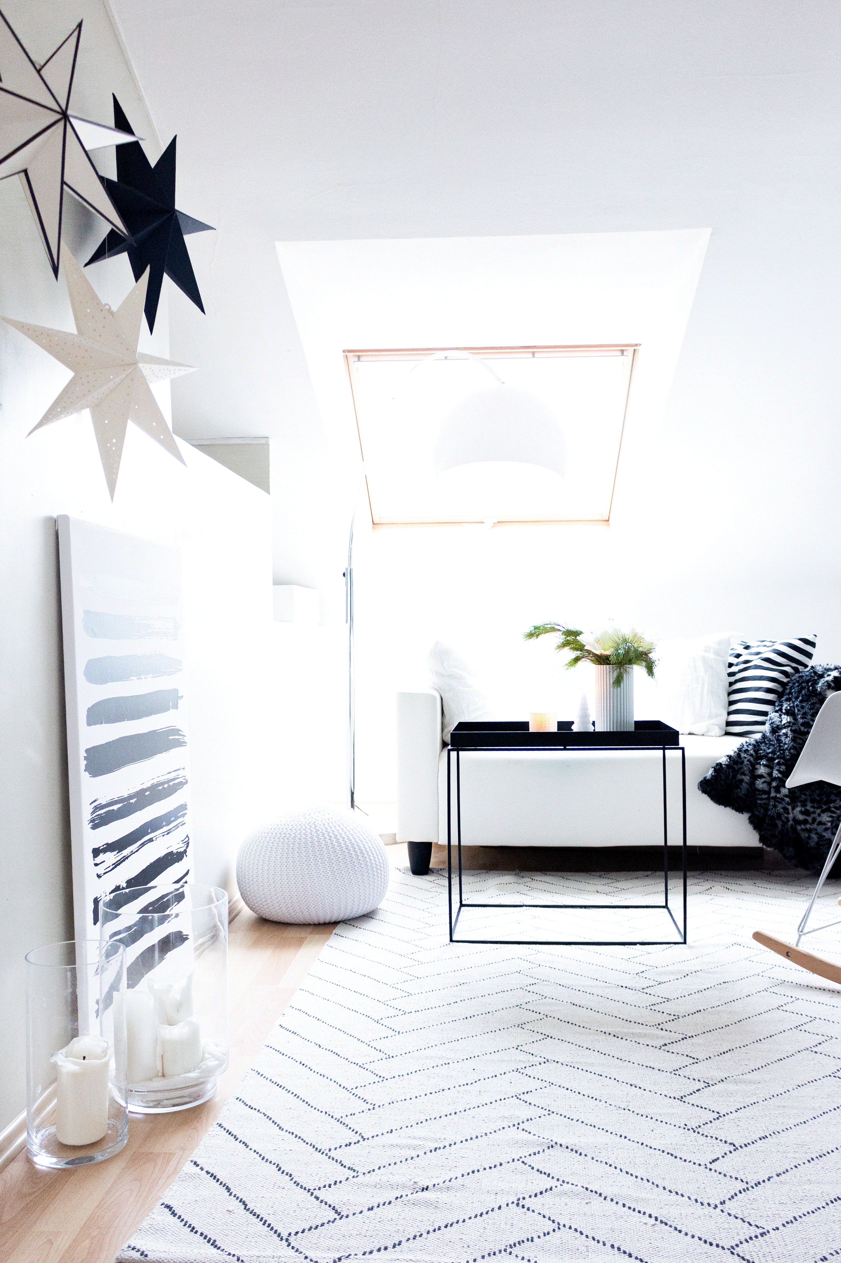 Interior | Diesjährige Weihnachtsdeko mit Leinwandbildern von Posterlounge | www.scandiinspiration.com